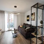 아파트 Stylisches Im Herzen Von + Parkplatz + Netflix + Self Check-in 드레스덴