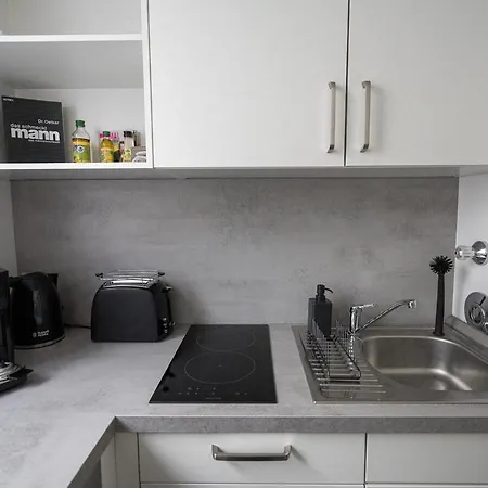 Stylisches Im Herzen Von + Parkplatz + Netflix + Self Check-in