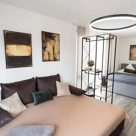 Apartman Stylisches Im Herzen Von + Parkplatz + Netflix + Self Check-in Drezda