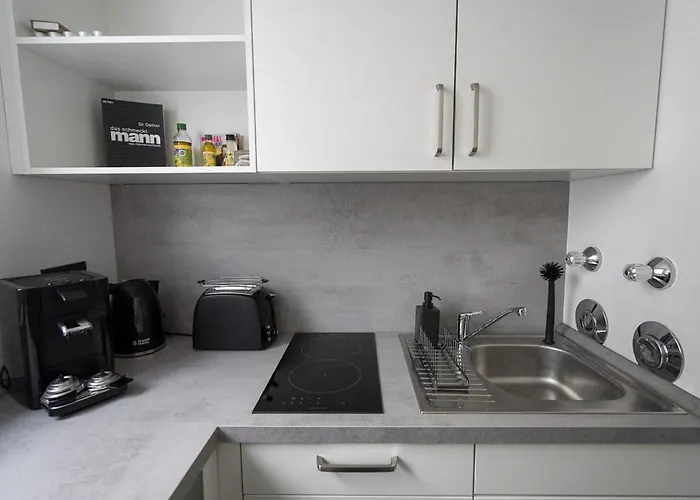 Stylisches Im Herzen Von + Parkplatz + Netflix + Self Check-in